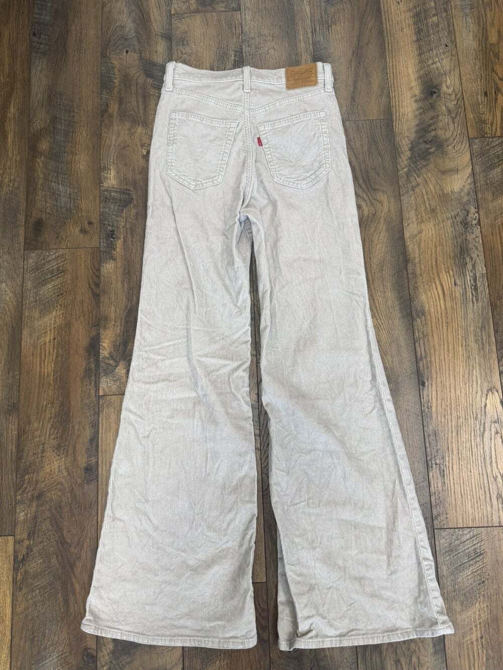Levi’s Premium Ribcage Corduroy, Cream, High Rise, 28x34, Zip Pockets